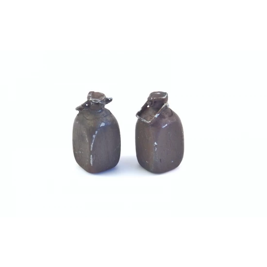 1/35 German Water Cans (10 liter, 2pcs)