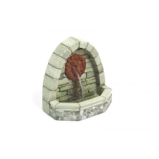 1/35 Village Fountain A (5.5 x 5.5 x 3 cm)