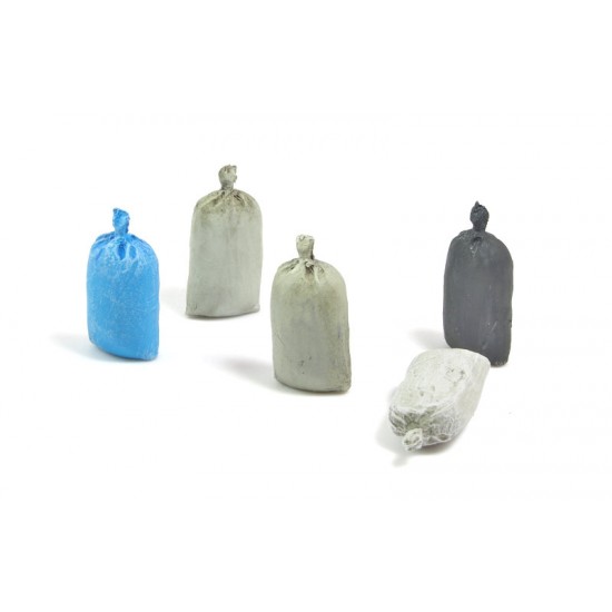 1/35 Garbage Bags (5pcs, each height: 1.5cm)