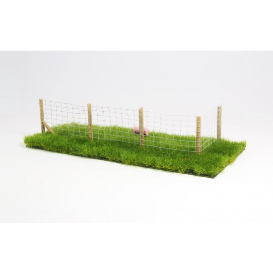 1/35 Meadow Fence A w/Wooden Rod (2 fence parts, each: 9.7 x 3.5cm)