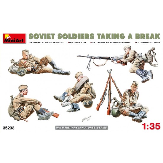 1/35 WWII Soviet Soldiers Taking a Break (5 figures)