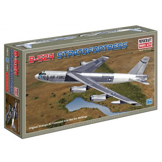 1/144 SAC Boeing B-52 H Superfortress (with 2 marking options)