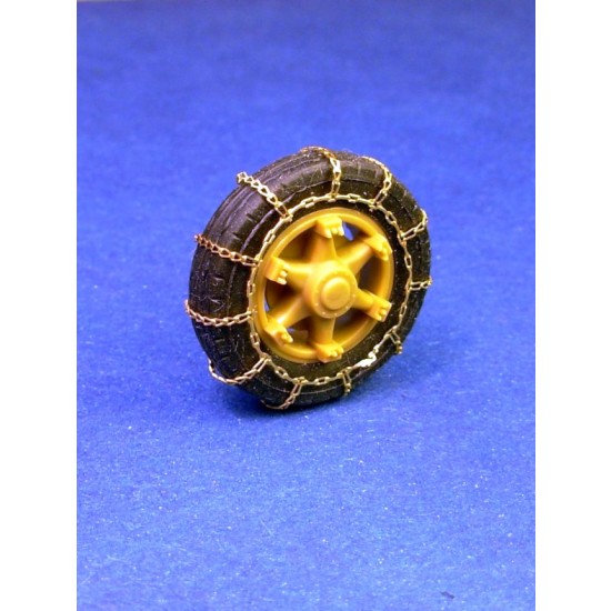 1/35 Tyre Chains for Renault AHN 3.5 Ton Truck for ICM kit (2 units)