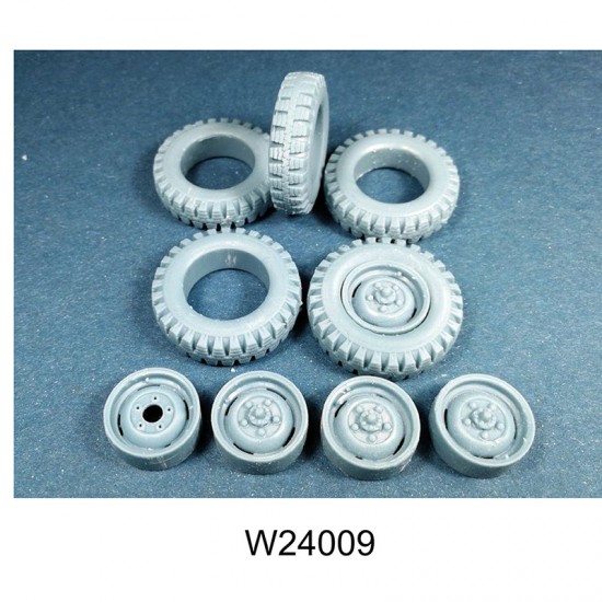 1/24 7.50x16 NATO Wheels for Italeri Land Rover kits