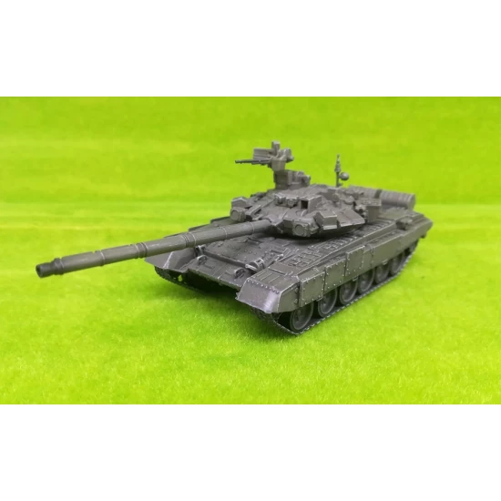 1/72 Russian Army T-90 MBT (Green Colour)