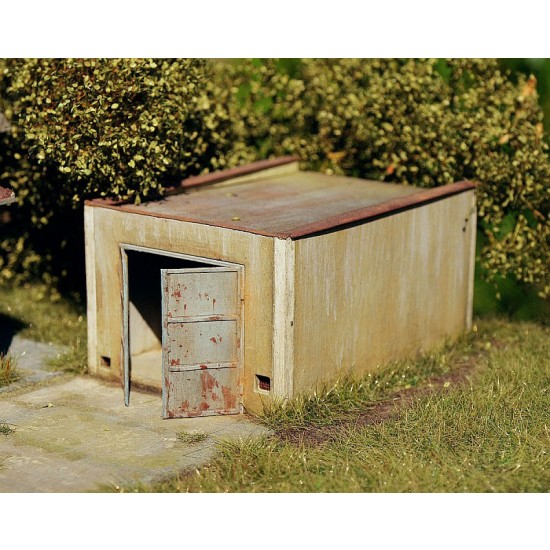 TT Scale Old Garage