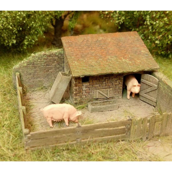 TT Scale Pig House