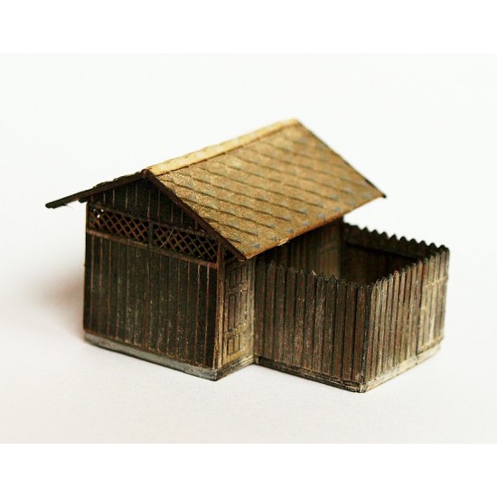 TT Scale Wooden Railway Toilet