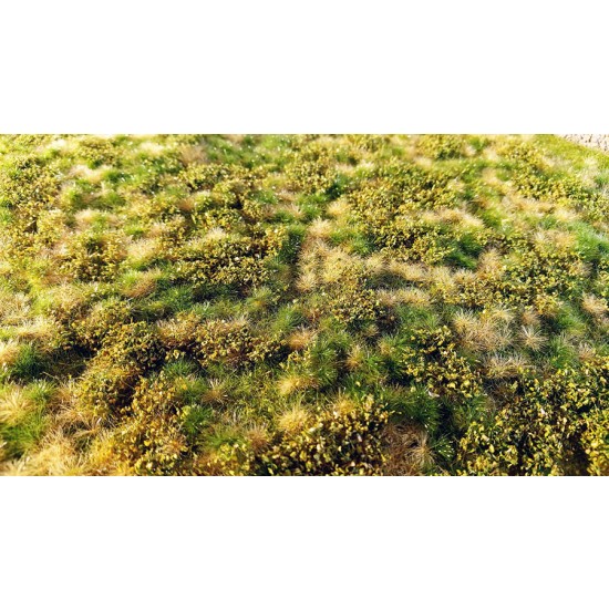 Grass Mat - Spring Meadow with Bushes & Dry Turfs (18 x 28 cm)