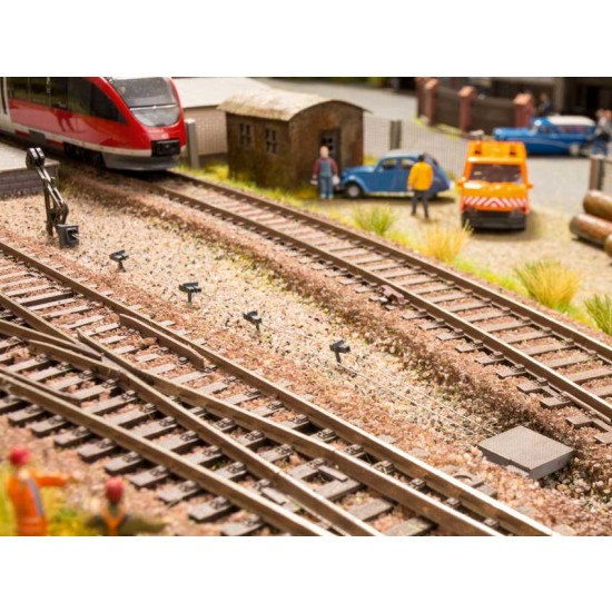 HO Scale Pulley Bracket Set
