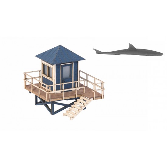 HO Scale Lifeguard Tower with Shark Fin (5.6cm x 4.5cm x 5.3cm)