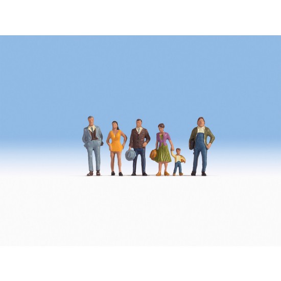 HO Scale Pedestrians (6 figures)