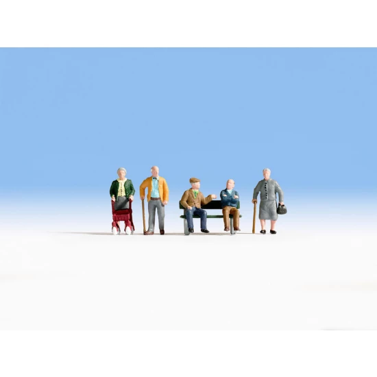 HO Scale Senior Citizens (5 figures)