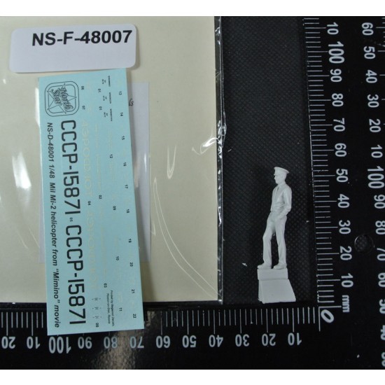 1/48 Soviet Civil Aviation Mi-2 SKN Pilot w/Decal