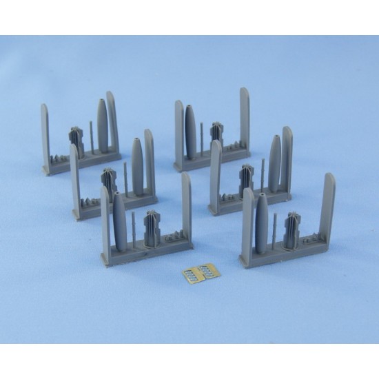 1/48 US Bomb 500 Lbs Mk-82 Snakeye w/Mk15 Mod IV Fin (6 Sets: 4 Different Nose+Decal)