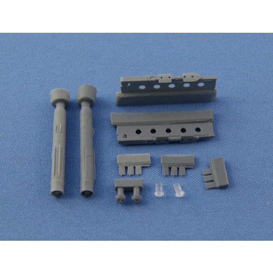 1/72 AGM65 Maverick + LAU-117/A Guided Missile Launcher (2pcs, decal, PE parts)