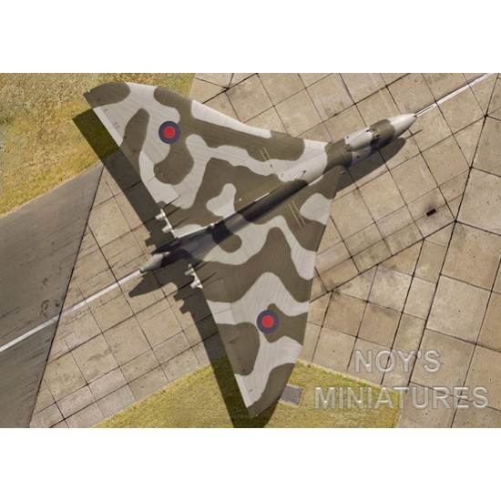 1/72 Airfield Tarmac Sheet: UK Heavy Bomber Cold War (Length: 593mm, Width: 400mm)