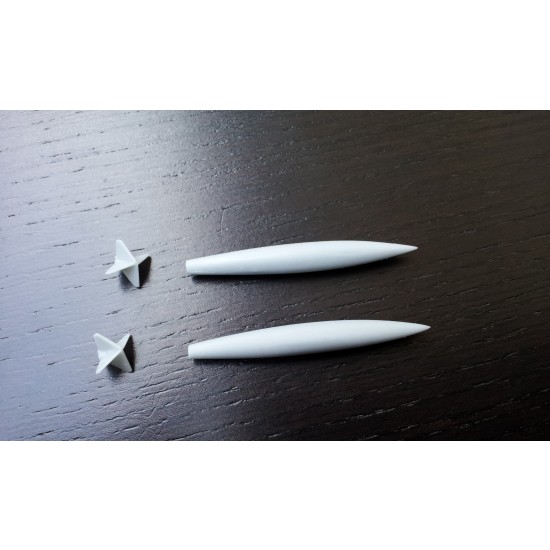 1/144 F-111 Long Range Tanks (2 per pack)