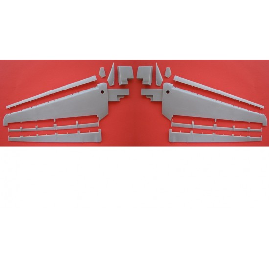 1/48 General Dynamics F-111 Aardvark Long Span Wings for FB-111A, F-111B/C/G