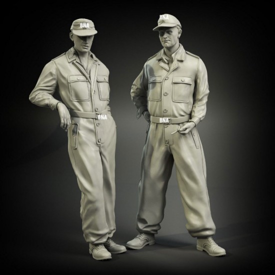 1/35 Waffen-SS Camo Overall Tankers set (2 figures)