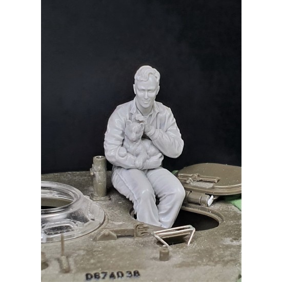 1/35 Sherman Tank Loader "Easy Rider"