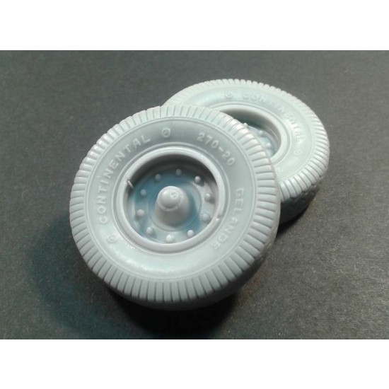 1/35 German SdKfz 9 Continental No.1 Front Road Wheels