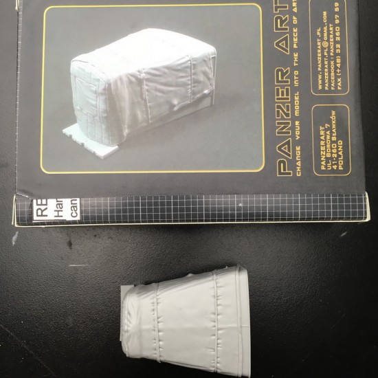 1/35 Hanomag SS100 Engine Deck with Canvas Cover