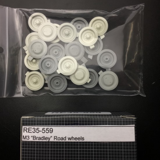 1/35 M3 "Bradley" Road Wheels