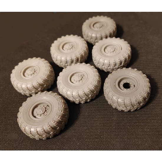1/35 Ural-4320 Trucks Vi3 Wheels for Trumpeter kits