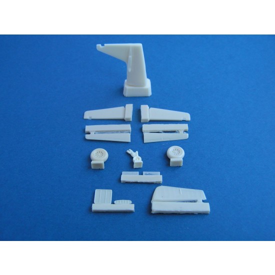1/72 North-American P-51D Mustang Tail Early Version for Academy/Tamiya kit