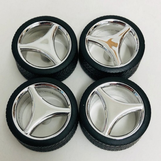 1/24 Three Spoke Rims w/Tyres Chrome (4pcs)