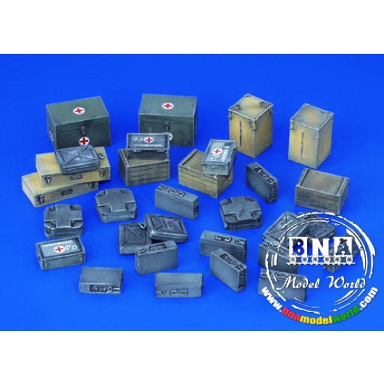 1/35 WWII Germany Ammunition and Medical Aid Containers