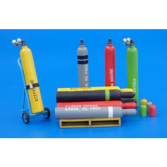 1/35 Modern US Pressure Bottles (Resin+PE+Decals)