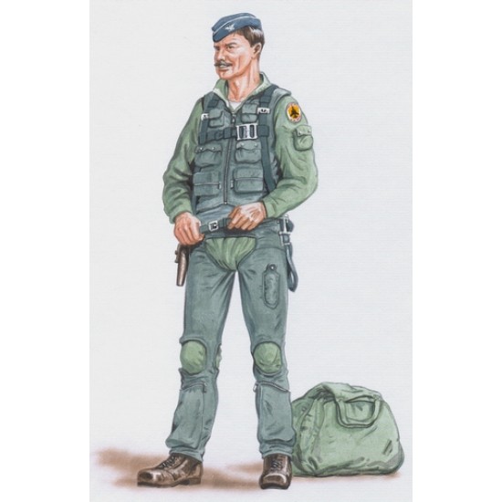 1/48 F-105 Pilot (1 figure) (Resin + Decals)