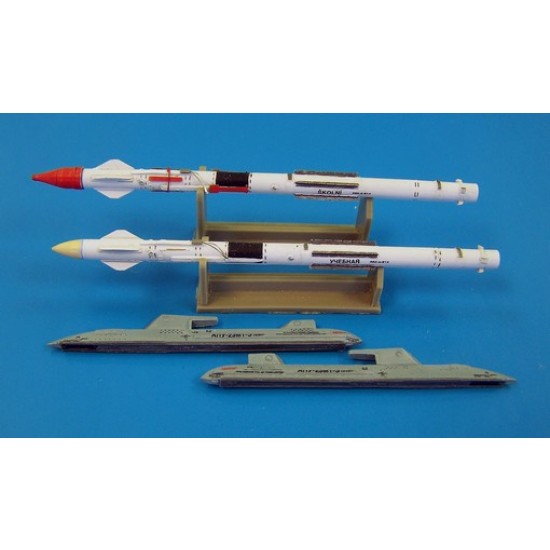 1/48 Russian Missile UZR-23 Training Unit set (Resin parts + PE + Decals)