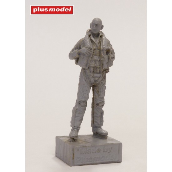 1/48 F-18 Hornet Pilot