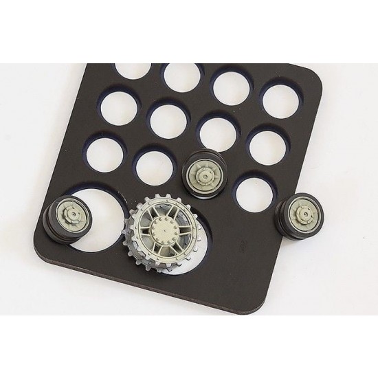1/35 Pz. Kpfw. IV Wheel Masking for MiniArt kits