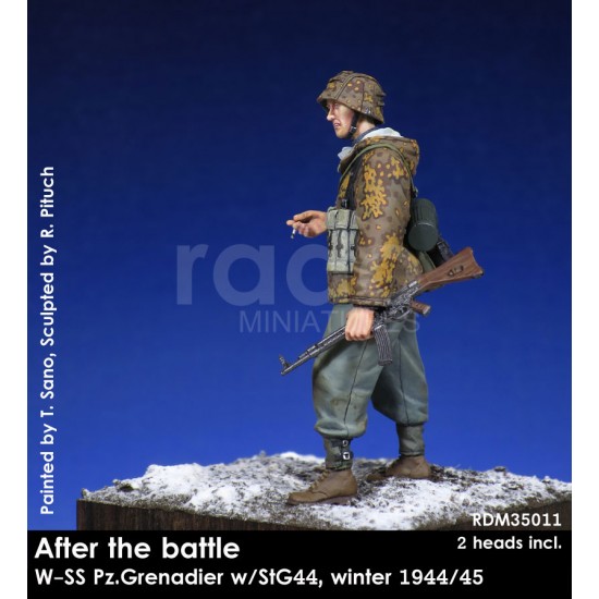 1/35 After the Battle W-SS Panzergrenadier w/StG44 Winter 1944/45