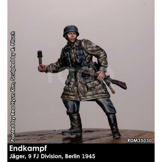 1/35 Endkampf, Jaeger, 9. FJ Division, Berlin 1945