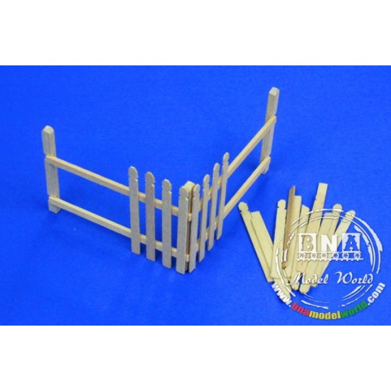 1/35 Wooden Palings (Corner)