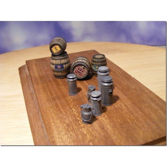 1/35 Beer Barrels & Milk Churns - 10pcs with decals