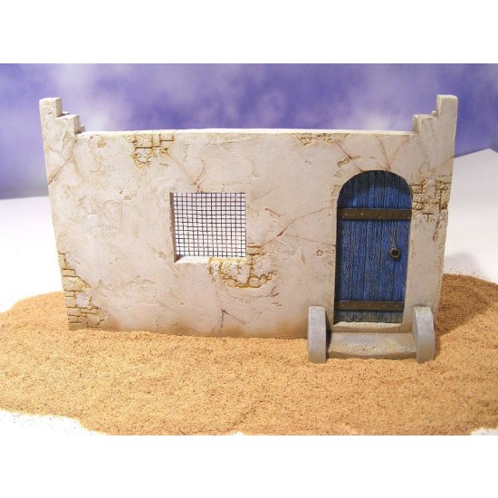 1/35 Small North African House (4 resin pcs & wire mesh)