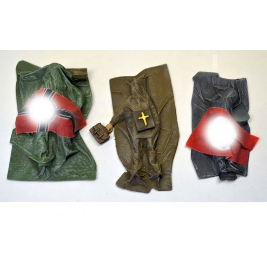 1/35 Casualties of War Set (3 resin parts & 2 flags on real cloth)
