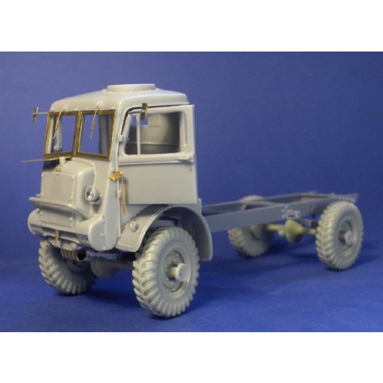 1/35 Bedford QL Cab Detail Set for IBG Models kit