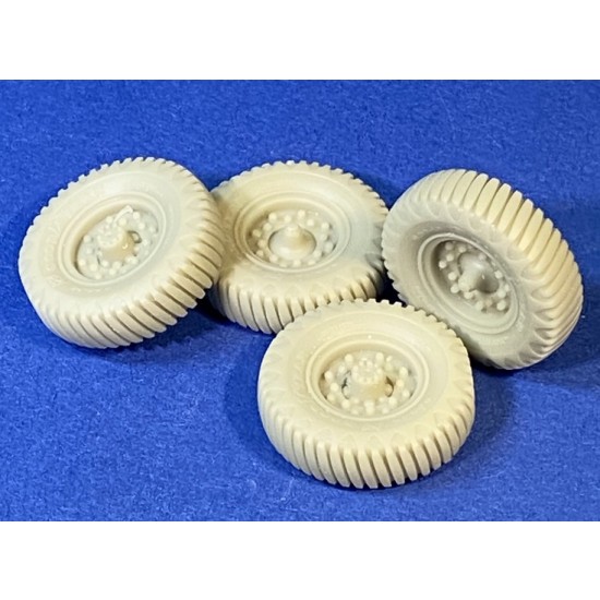 1/35 Eraly Ribbed Wheels for Bedford MW kits