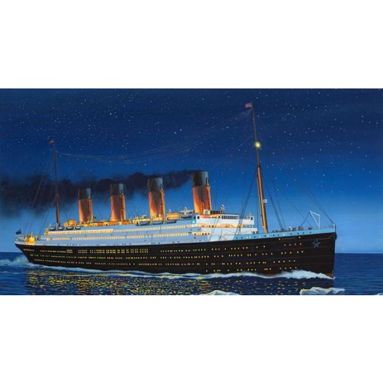 1/700 RMS Titanic
