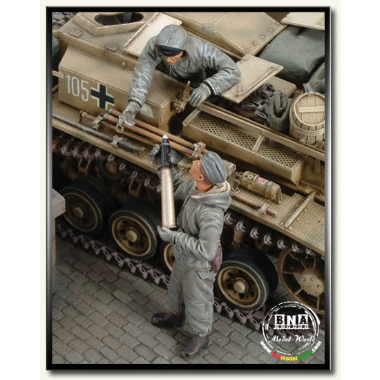 1/35 WWII German Stug III Crew (Russia 1943)