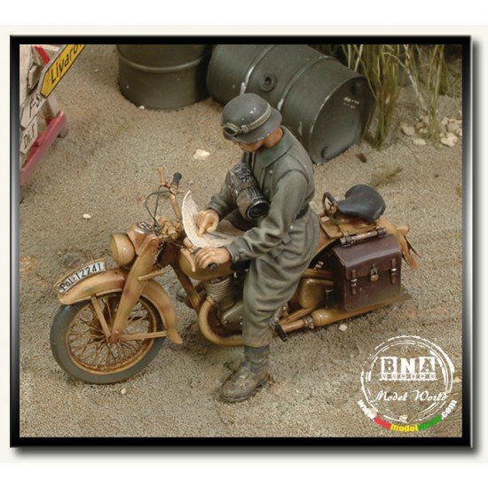 1/35 WWII DKW German Motorcycle Rider