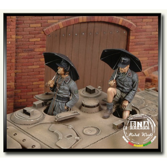 1/35 WWII German Tank Crew/Tanker (Italy) 