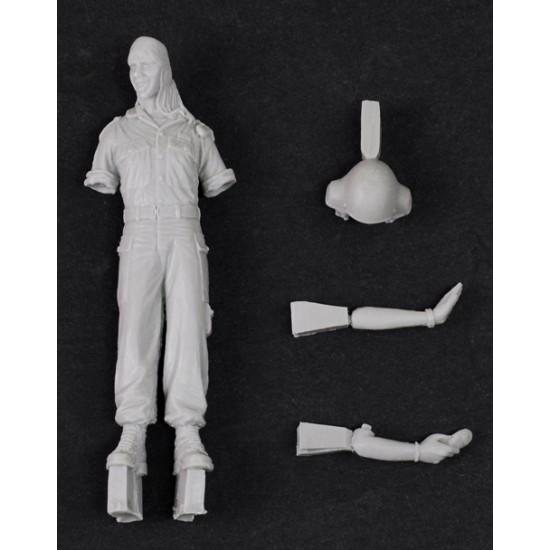 1/35 Israeli Woman Tanker 